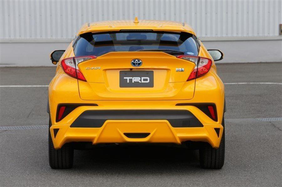  Toyota C-HR Hybrid Aggressive Style by TRD 2016 года  (фото 15 из 18)